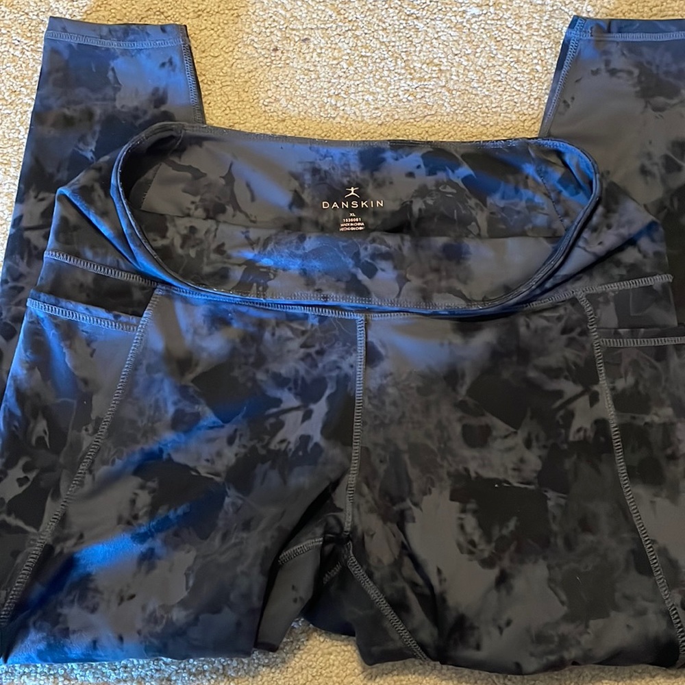Leggings with pockets!